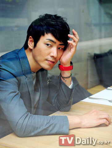 Archivo:Lee Joon Hyuk23.jpg