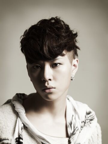 Archivo:Yong Jung Hyung 01.jpg