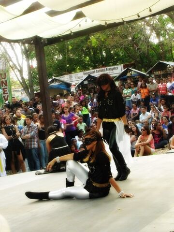 Archivo:482451 364271350340078 1919939030 n.jpg