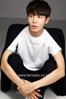 Lee Chul Woo007.jpg