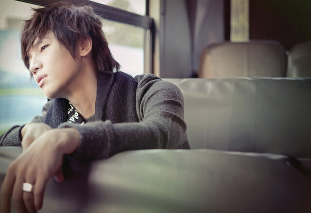 Archivo:K.Will (CX).jpg