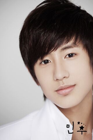 Archivo:Minwoo 01.jpg
