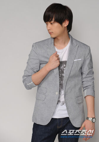 Archivo:Min Kyung Hoon18.jpg