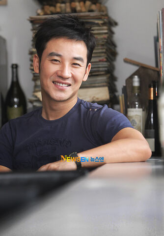 Archivo:Uhm Tae Woong4.jpg
