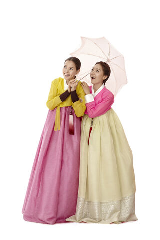 Archivo:Indomitable Daughters-in-Law7.jpg