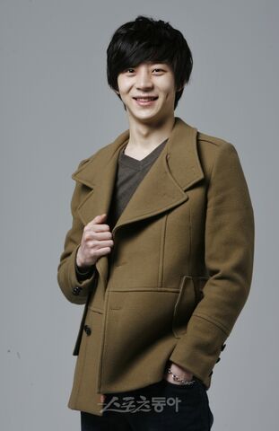 Archivo:Park Yoo Hwan9.jpg