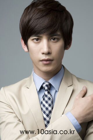 Archivo:Park Ki Woong4.jpg