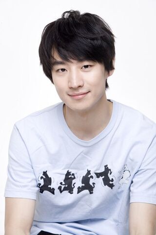 Archivo:Lee Je Hoon 5.jpg