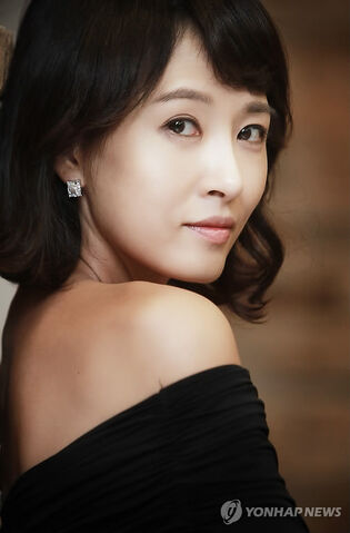 Archivo:Kim Sun Ah4.jpg