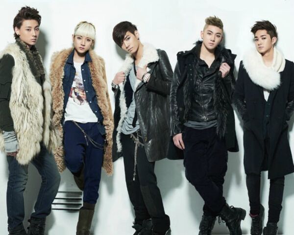 Archivo:NU'EST456.jpg