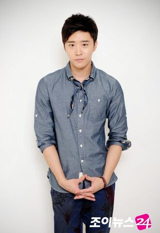 Archivo:Kim Kwon20.jpg