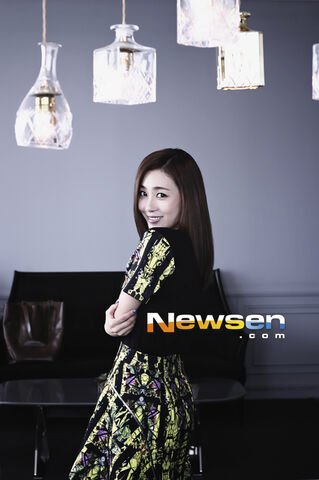 Archivo:Moon Jung Hee27.jpg