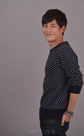 Archivo:Park Ki Woong10.jpg