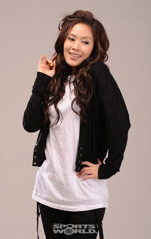 Archivo:Yoo Chae Young 8.jpg