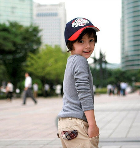 Archivo:Baby khun.jpg