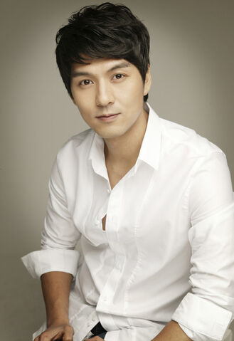 Archivo:Lee Pil Mo8.jpg
