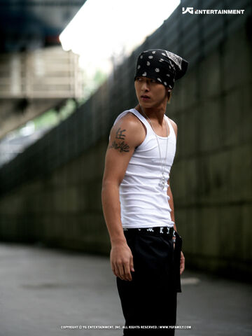 Archivo:Gallery 1tym 5th album 03.jpg
