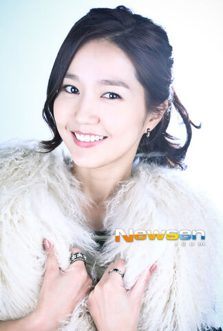Archivo:Lee Jin16.jpg