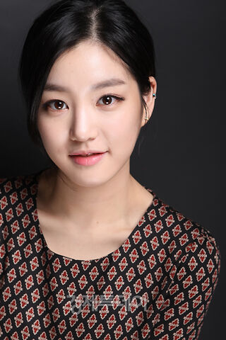 Archivo:Lee Yoo Bi25.jpg