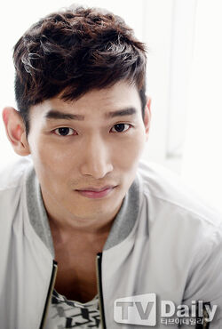 Choi Kwon13.jpg