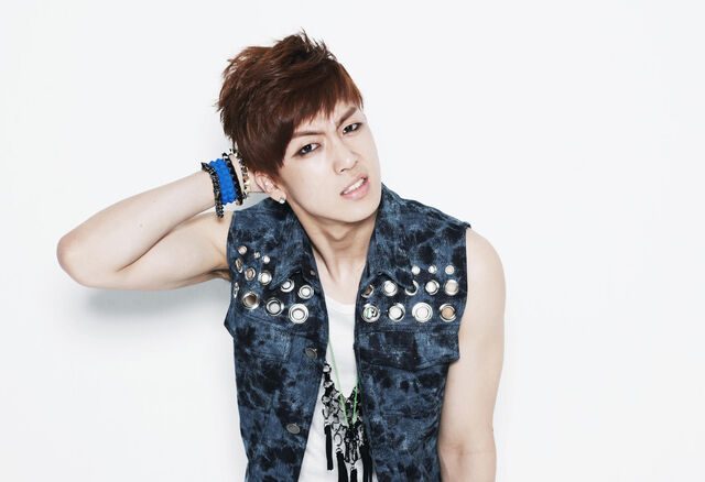 Archivo:Min Hoo-E9.jpg