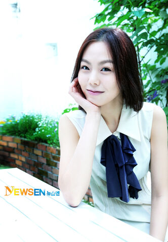 Archivo:Kim Min Hee12.jpg