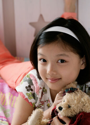 Archivo:Kim Yoo Jung7.jpg