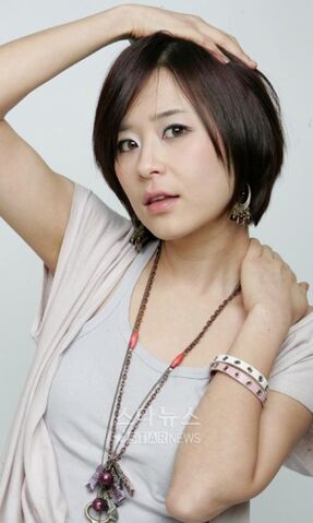Archivo:Choi Kang Hee4.jpg