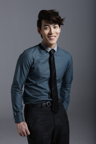 Archivo:John Park2.jpg