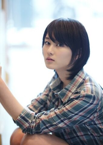 Archivo:Takatsuki Sara.jpg