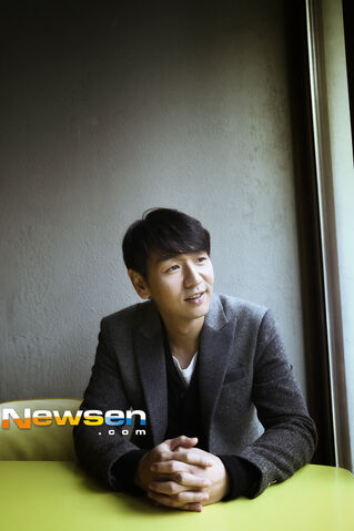 Archivo:Kim Tae Woo2.jpg