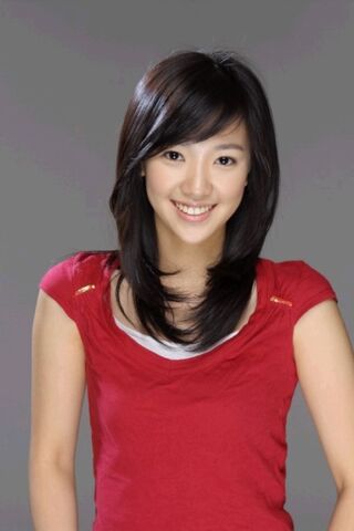 Archivo:Jun Hye Jin4.jpg