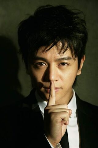 Archivo:Kang Ji Hoo2.jpg
