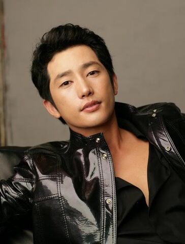 Archivo:Park Shi Hoo4.jpg