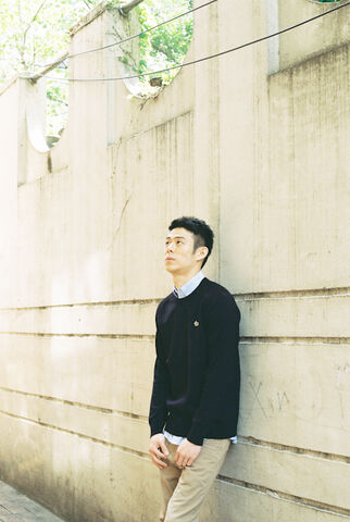 Archivo:Beenzino+carhartt 1.jpg