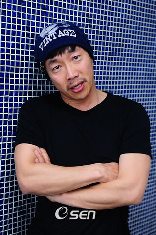 Archivo:Park Chul Min2.jpg