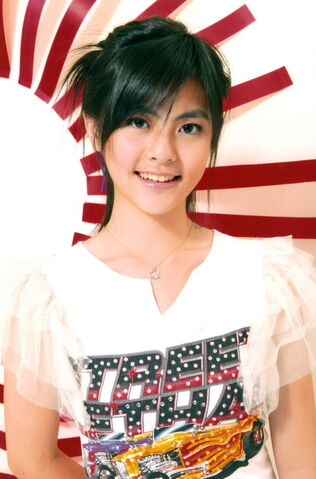 Archivo:Kirsten Ren2.jpg