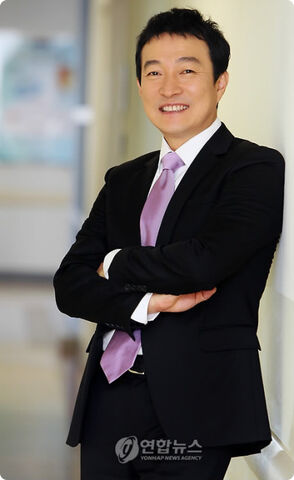 Archivo:Lee Jae Ryong.jpg