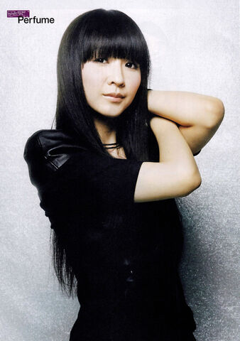 Archivo:Kashiyuka-perfume-group-21127443-493-700.jpg