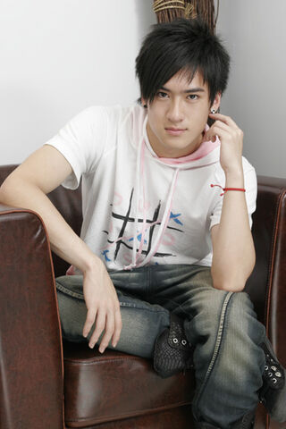 Archivo:Kris Shen8.jpg