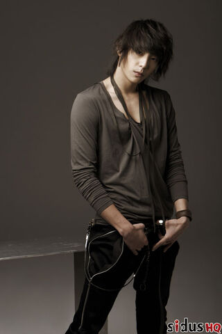 Archivo:Hyun Woo17.jpg