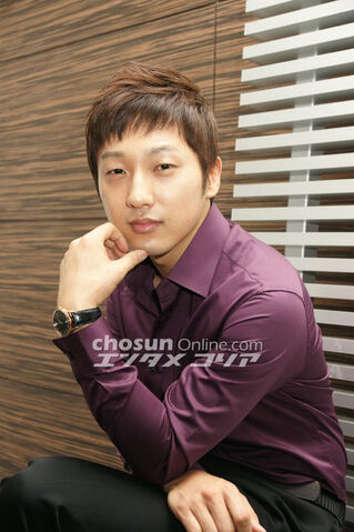 Archivo:Lee Seung Hyo8.jpg