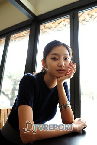 Archivo:Choi Yoo Hwa02.jpg