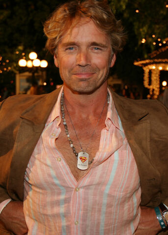 File:John Schneider.jpg