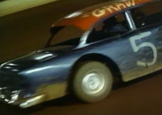 File:Grady in traveler 2.png