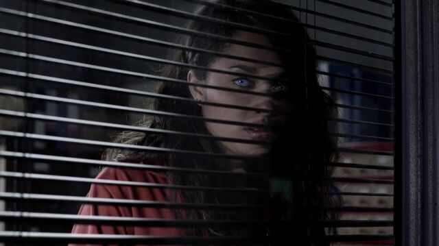 File:Normal Misfits S04E03 720p BluRay 2074.jpg