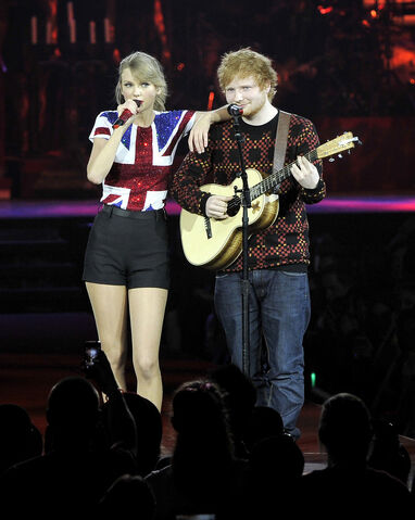 File:When-Won-Over-Fans-Taylor-Red-Tour.jpg