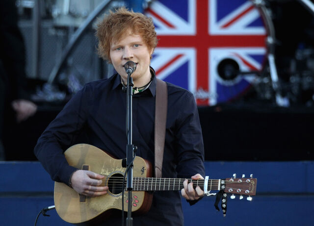 File:Ed sheeran performing.jpg
