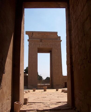 File:Thebes.jpg