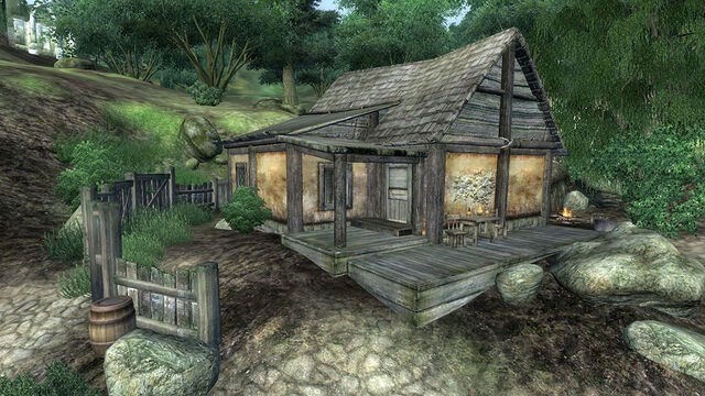 File:WhiteStallionLodge.jpg